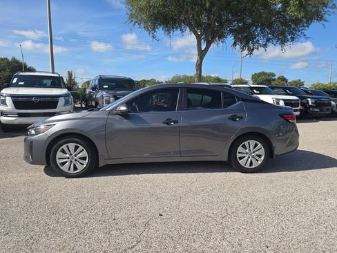 Certified 2025 Nissan Sentra S FWD image 5