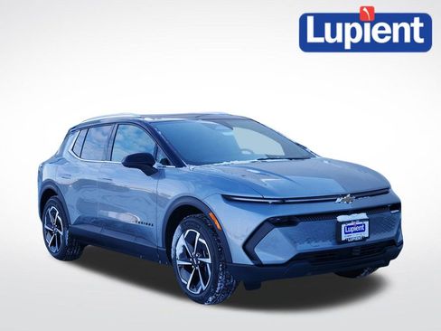 New 2026 Chevrolet Equinox EV LT image 1