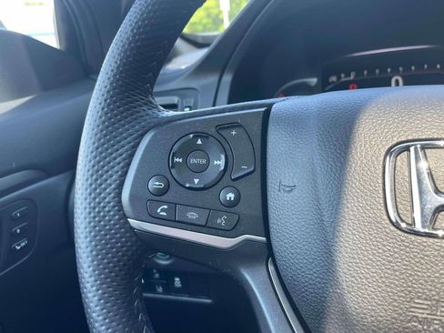 Certified 2025 Honda Passport EX-L image 22