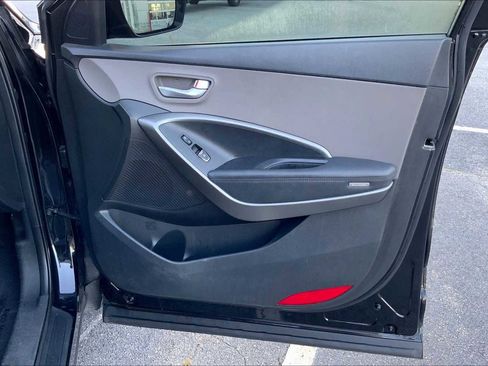 Used 2018 Hyundai Santa Fe Sport w/ 2.4L Value Package 02 image 21