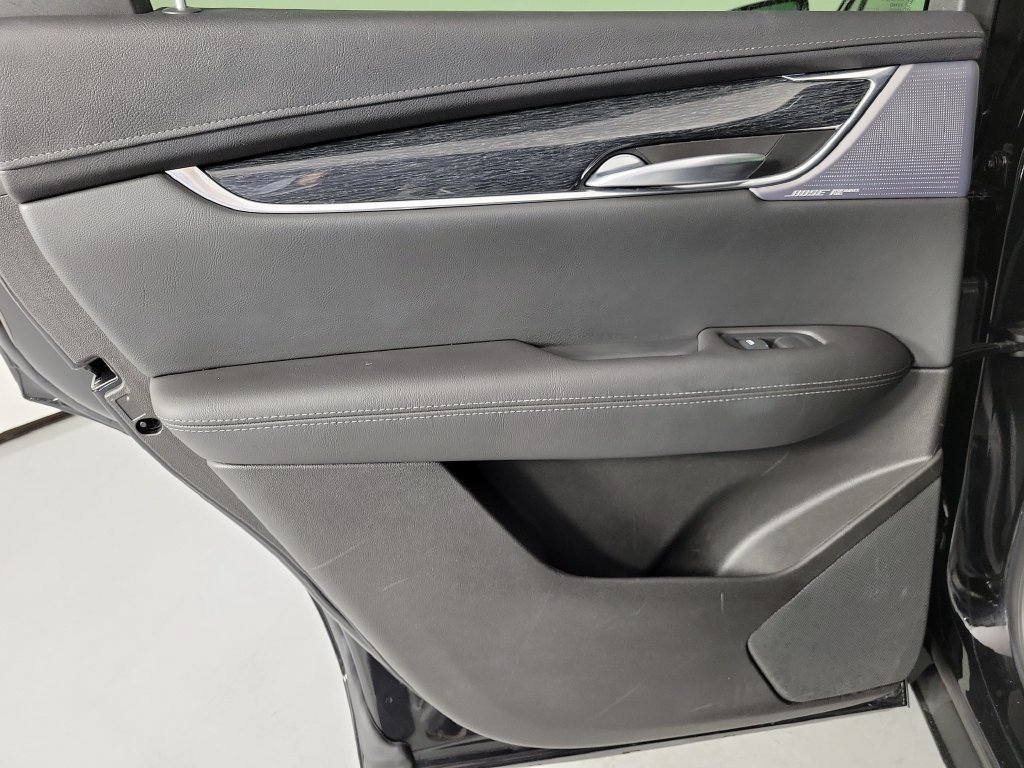 Used 2023 Cadillac XT5 Premium Luxury FWD image 14