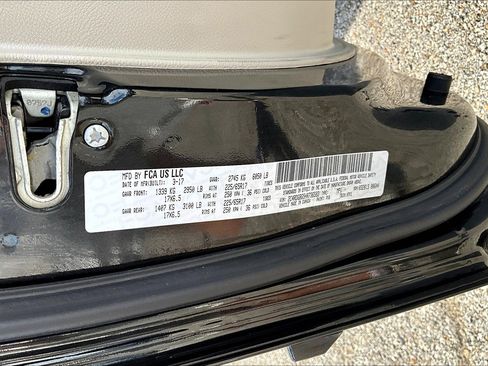 Used 2017 Dodge Grand Caravan SE w/ Power Window Group image 4