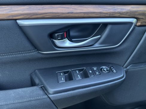 Used 2021 Honda CR-V EX image 9