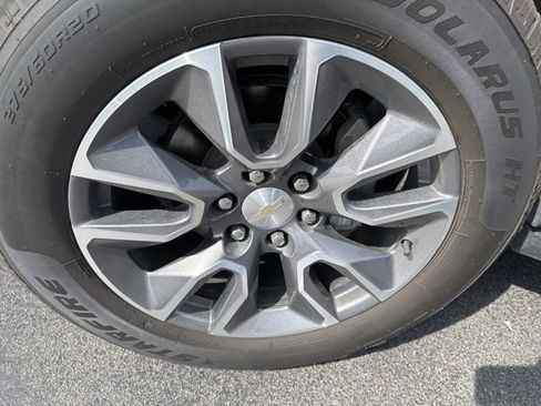 Used 2022 Chevrolet Tahoe LT image 5