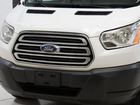 Used 2015 Ford Transit 350 XLT image 10