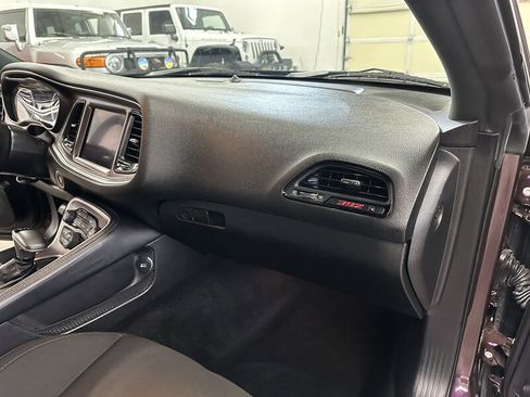 Used 2021 Dodge Challenger R/T Scat Pack RWD image 37