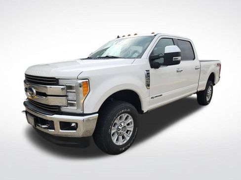 Used 2019 Ford F250 King Ranch w/ Chrome Package AWD/4WD image 3