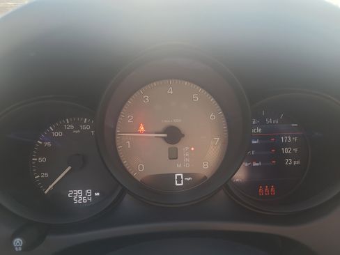 Used 2023 Porsche Macan S image 24