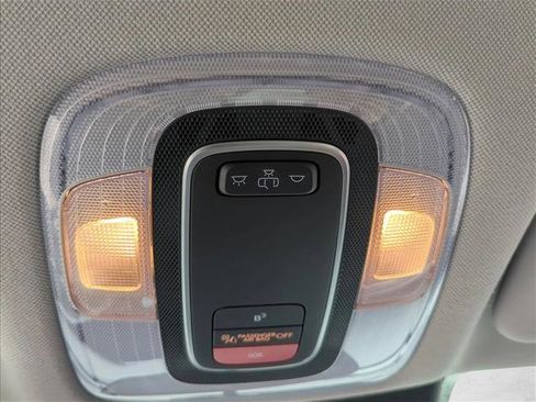 Used 2024 Hyundai Elantra SEL image 24