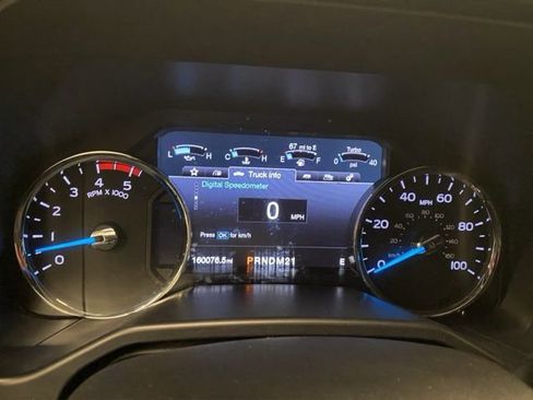 Used 2017 Ford F250 Lariat w/ Chrome Package image 16