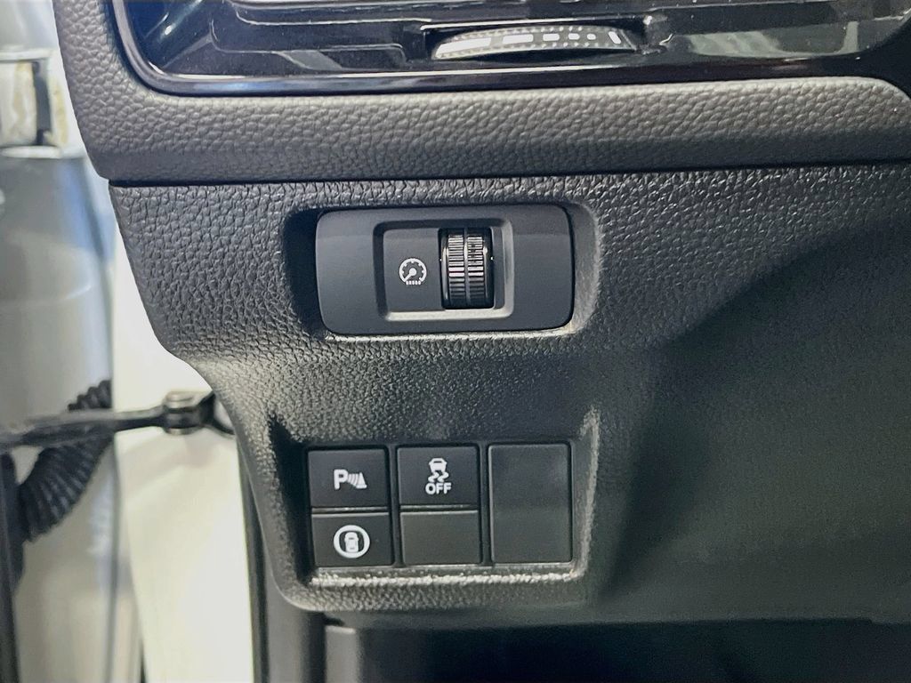 Used 2024 Honda Civic Touring image 10