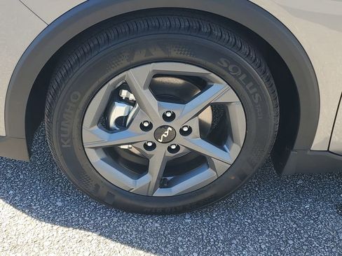 New 2026 Kia K4 LXS image 28