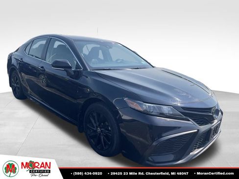 Used 2024 Toyota Camry SE FWD image 5