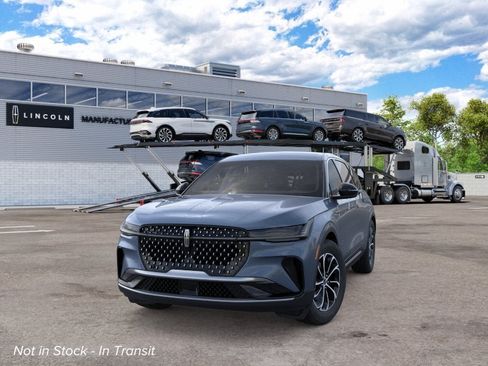 New 2026 Lincoln Nautilus Premier AWD/4WD image 2