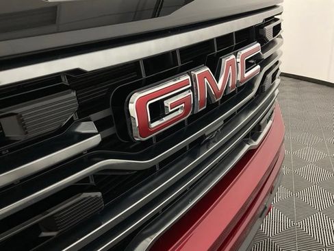 Used 2025 GMC Sierra 1500 AT4 w/ AT4 Premium Package AWD/4WD image 11