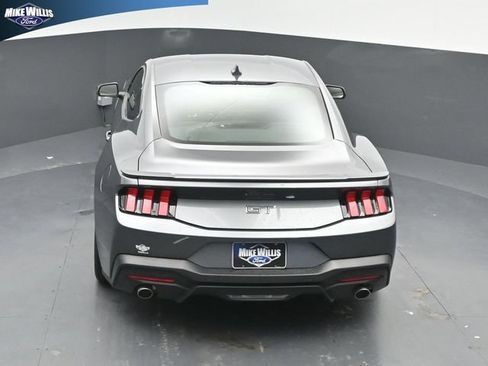 Used 2025 Ford Mustang GT RWD image 14
