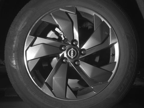 Used 2025 Nissan Rogue SV image 15