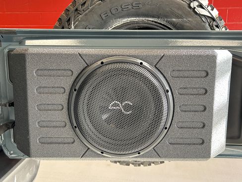 Certified 2025 Jeep Wrangler Sport AWD/4WD image 31