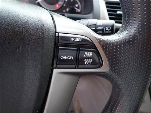 Used 2015 Honda Odyssey EX image 16