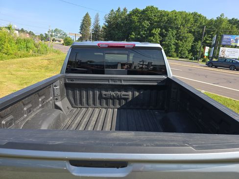 Used 2026 GMC Sierra 1500 Elevation AWD/4WD image 5