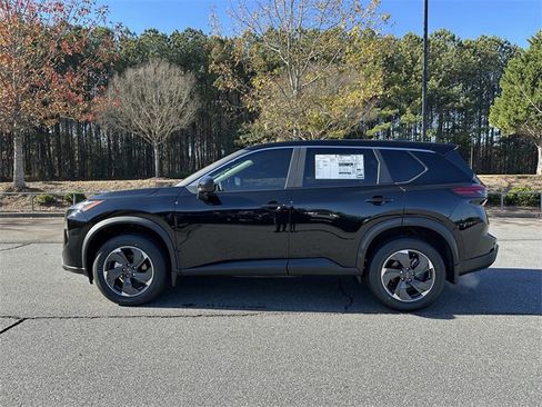 New 2026 Nissan Rogue SV image 5
