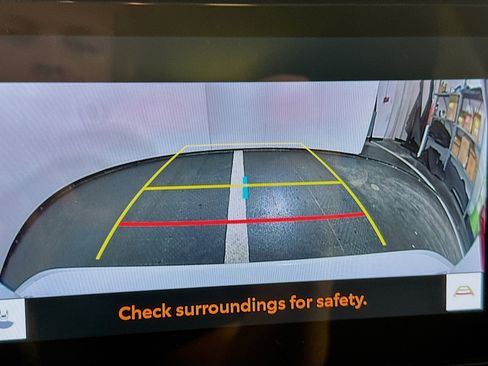 Used 2025 Toyota Camry LE image 22