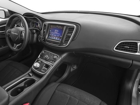 Used 2016 Chrysler 200 Limited w/ Anniversary Edition FWD image 20