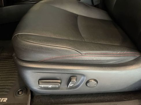 Used 2014 Toyota 4Runner Trail Premium image 12