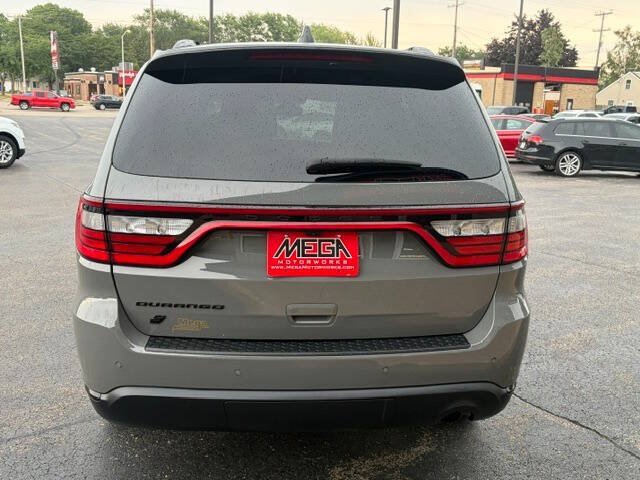 Used 2022 Dodge Durango SXT AWD/4WD image 5