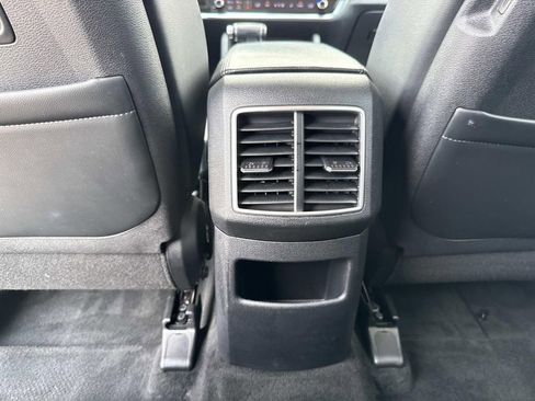 Used 2023 Kia Sportage EX image 18