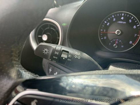 Used 2024 Kia Forte GT-Line w/ GT-Line Premium Package FWD image 16