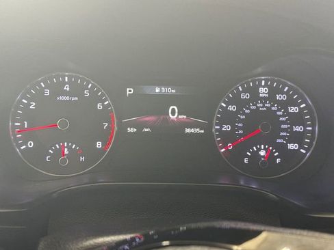 Used 2024 Kia Forte LXS FWD image 11