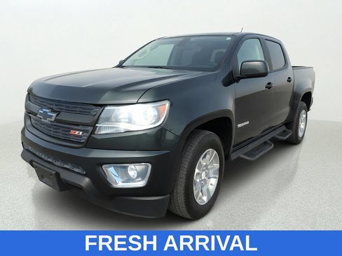 Used 2018 Chevrolet Colorado Z71 AWD/4WD image 3