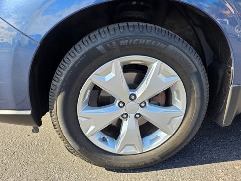Used 2014 Subaru Forester 2.5i Limited AWD/4WD image 11