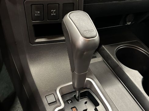 Used 2018 Toyota Sequoia TRD Sport AWD/4WD image 18