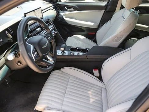 Used 2025 Genesis G70 3.3T Advanced image 10