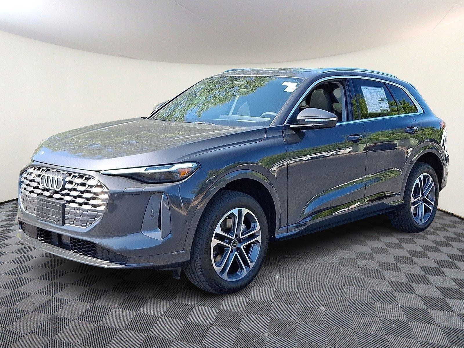 New 2026 Audi Q5 Premium Plus AWD/4WD image 3