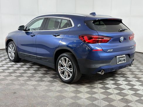 Used 2022 BMW X2 xDrive28i w/ Convenience Package AWD/4WD image 3