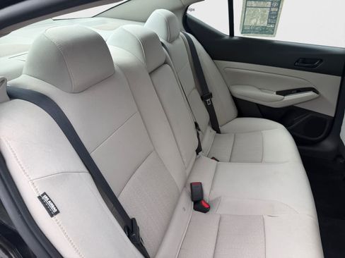 Used 2023 Nissan Altima 2.5 SV AWD/4WD image 23