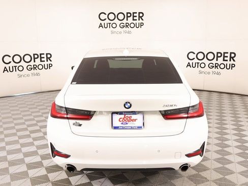 Used 2021 BMW 330e w/ Convenience Package image 23