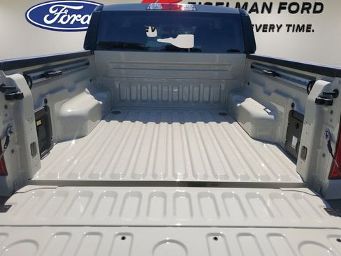 New 2025 Ford Maverick XLT w/ XLT Luxury Package AWD/4WD image 7