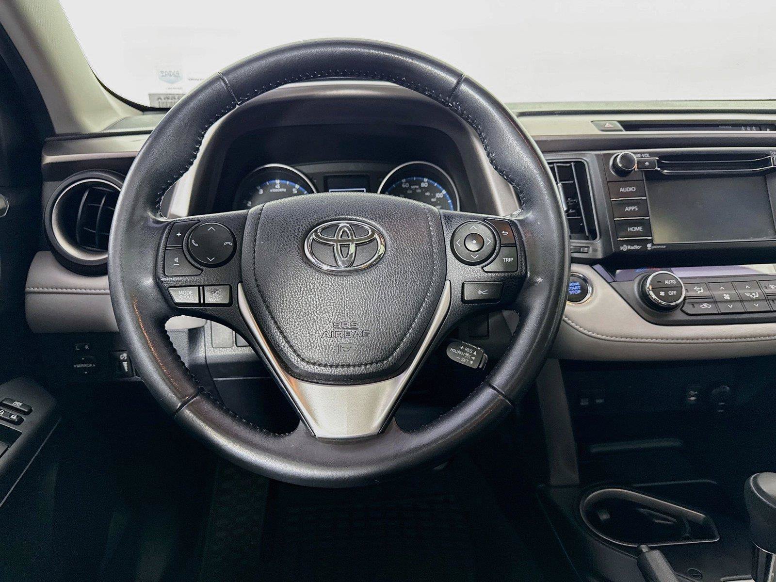 Used 2018 Toyota RAV4 XLE FWD image 28