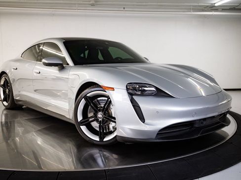 Certified 2024 Porsche Taycan 4S AWD/4WD image 9