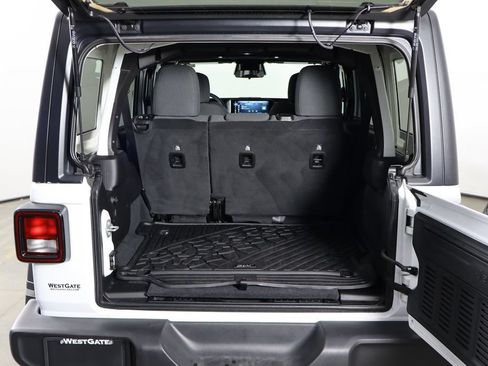 Used 2026 Jeep Wrangler Unlimited Sport AWD/4WD image 17