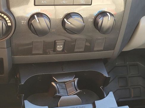 Used 2013 Toyota Tundra 2WD Double Cab image 18