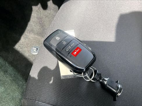 Used 2024 Toyota Tacoma SR RWD image 14