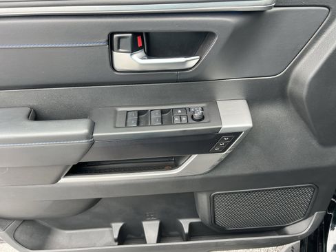 Used 2024 Toyota Sequoia Platinum image 15