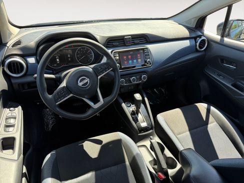 Used 2023 Nissan Versa SV FWD image 15