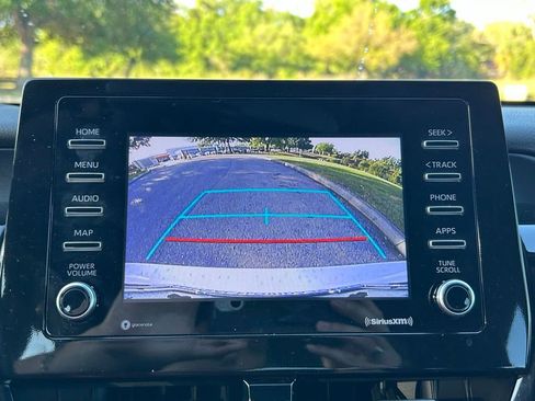 Used 2024 Toyota Camry SE image 25