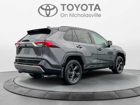 Used 2020 Toyota RAV4 XSE w/ XSE Grade Weather Package AWD/4WD image 5